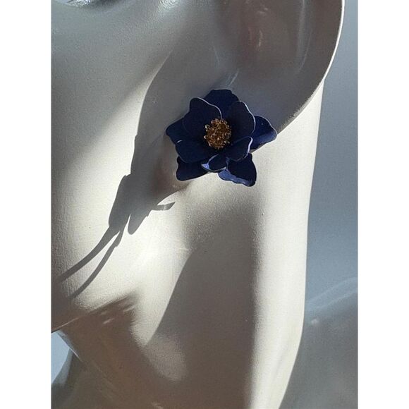 Multi-Layer Blue Petal Flower Earrings - Picture 2 of 2
